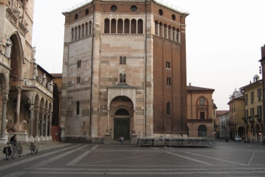Cremona Square; Frutkin photo